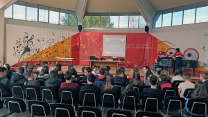 Viterbo - L'associazione nazionale carabinieri - Protezione civile incontra gli studenti dell'Egidi