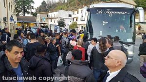 Incendio sulla ferrovia a Orte - Passeggeri bloccati a Poggio Mirteto