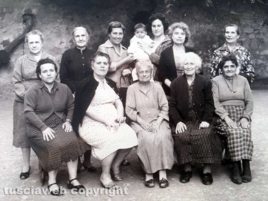 Alcune donne dell’associazione Cattolica San Leonardo