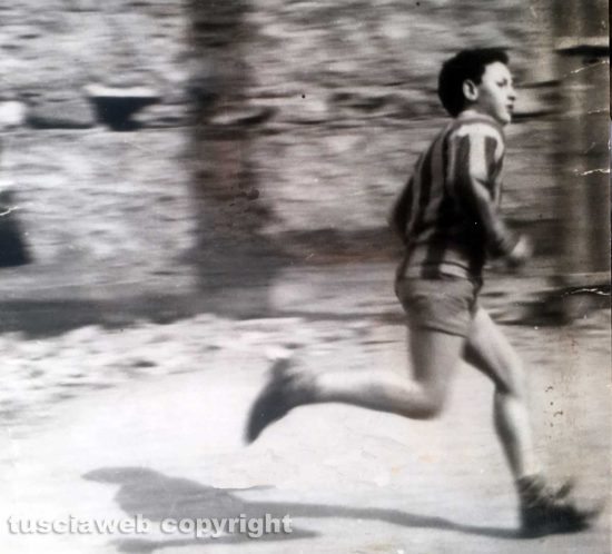 Viterbo - Anni '50 - Corsa in via Carletti (Silvestri)