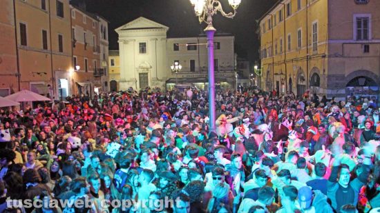 Civita Castellana - L'ultimo giorno di carnevale