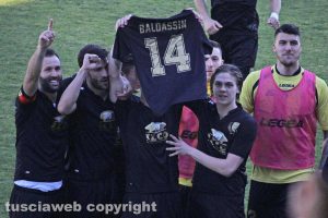 Sport - Calcio - Viterbese - La squadra dedica il gol a Luca Baldassin