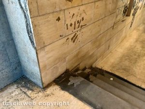 Montefiascone - I bagni pubblici nel sottopassaggio di viale Roma