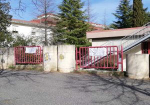 Civita Castellana - La protesta per la scuola Rodari