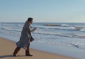 Marco Mengoni contro la plastica nella campagna di National geographic