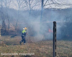 Montefiascone - L'incendio in località Monte Rotondo - L'intervento dell'Asvom