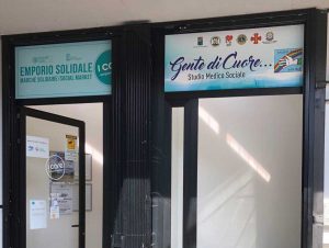Viterbo - L'Emporio solidale e lo studio medico sociale Gente di cuore