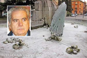 Viterbo - Fontane nel degrado - Nel riquadro Giovanni Arena