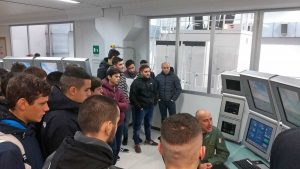Viterbo - Gli studenti dell'Itt Da Vinci al centro addestrativo dell’aviazione dell’Esercito
