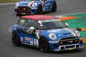 Esordio vincente di Gustavo Sandrucci al Mini Challenge 