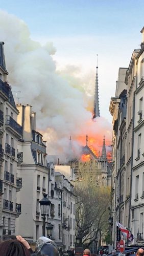 Parigi - Incendio a Notre Dame