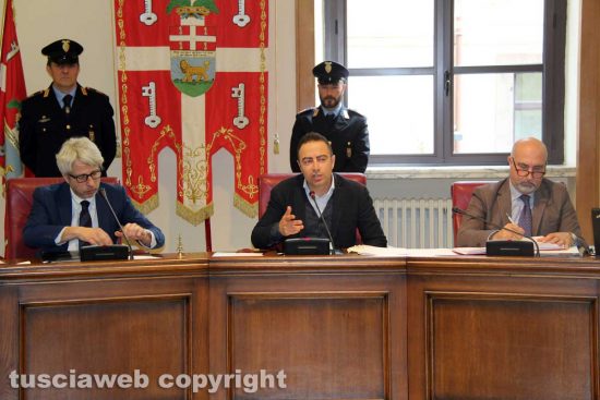 Viterbo - Consiglio provinciale - Il presidente Pietro Nocchi