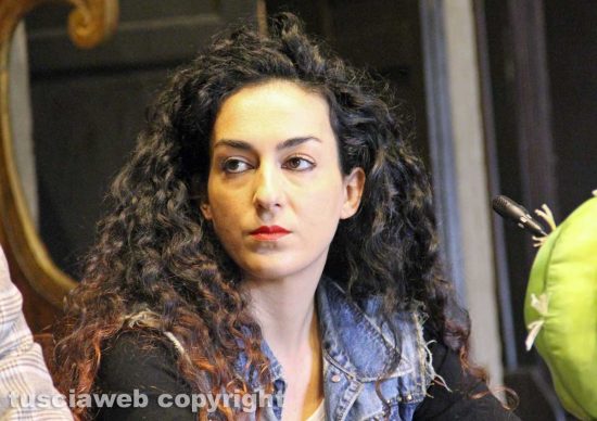 Roberta Sperduti - Associazione Yarn Bombing