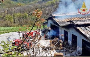 Modena - L'intervento dei vigili del fuoco