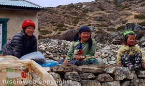 Il gruppo di Sisipuòfare al campo base dell'Everest