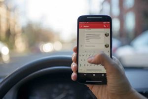 Cellulare in auto