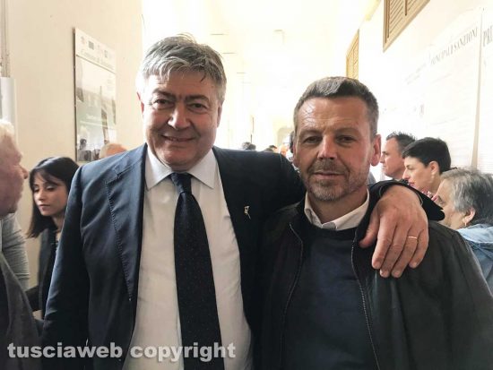 Tuscania - Fabio Bartolacci festeggia con Umberto Fusco