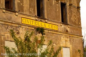 La ferrovia abbandonata di Capranica - Civitavecchia - La fermata di Civitella Cesi