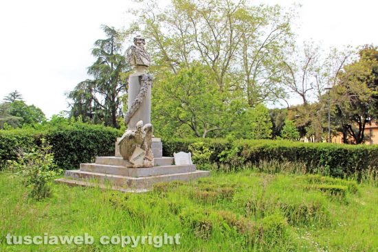 Viterbo - L'abbandono di Pratogiardino Lucio Battisti