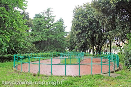 Viterbo - L'abbandono di Pratogiardino Lucio Battisti