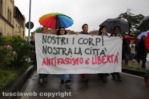 La manifestazione contro gli atti di violenza fascista "Mai in silenzio" indetta dalla Rete degli studenti medi