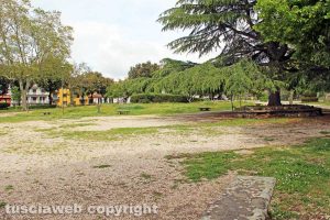 Viterbo - L'abbandono di Pratogiardino Lucio Battisti
