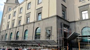 Viterbo - L'impalcatura al palazzo delle Poste