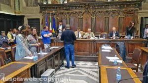 Viterbo - Il consiglio comunale sulla piscina saltato