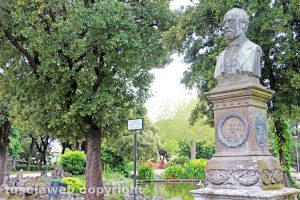 Viterbo - L'abbandono di Pratogiardino Lucio Battisti