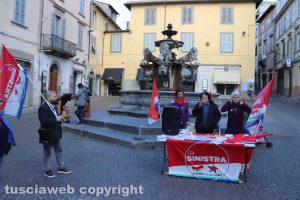 Viterbo - La Sinistra a piazza delle Erbe