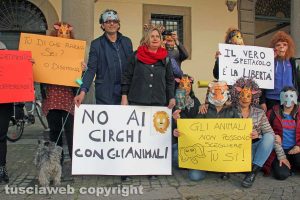 Viterbo - Il flashmob per dire no ai circhi con gli animali