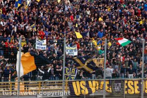 Sport - Calcio - Viterbese - La curva gialloblù