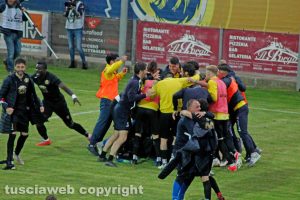 Sport - Calcio - Viterbese -L'esultanza dopo l'1-0