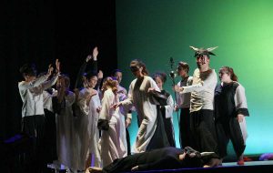 Viterbo - Spettacolo Eta Beta sulla storia del Minotauro