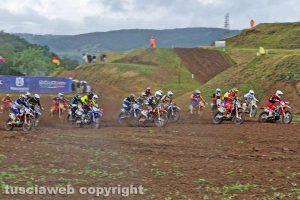 Sport - Motocross - La partenza a Ponte Sfondato