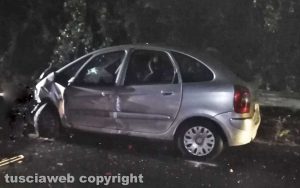 Viterbo - Incidente sulla Cassia Sud tra due auto