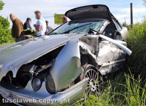 Montefiascone - L'incidente tra le due Mercedes