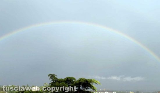 Fine settimana con arcobaleno in città