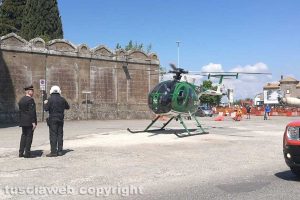 Viterbo - L'elicottero della forestale