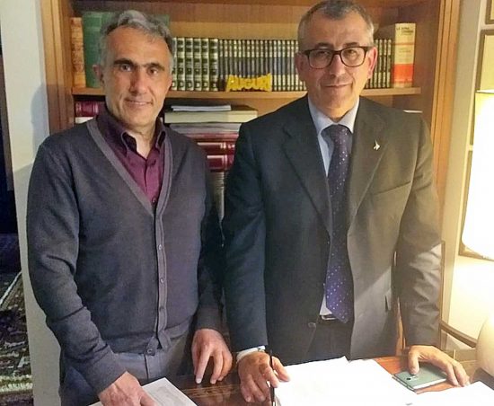 Franco Caprioli segue lo spoglio con Enrico Maria Contardo