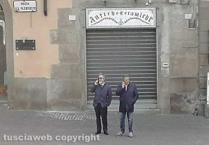 Francesco Battistoni e Giulio Marini a piazza del Comune