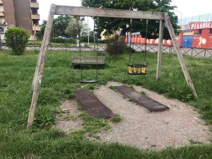Il parco del Carmine nel degrado