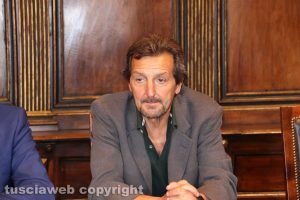 Viterbo - Comune - La conferenza sulla piscina