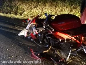 Montefiascone - Moto fuori strada, centauro ferito