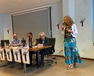 Montefiascone - L'assessora Rita Chiatti alla cantina sociale