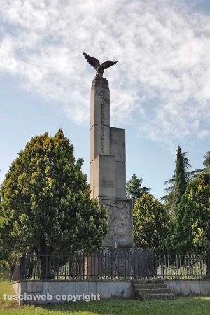 Viterbo - Il monumento dell'Aeronautica