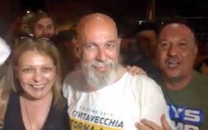 Ernesto Tedeschi sindaco di Civitavecchia, la festa in piazza