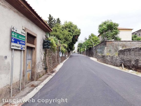 Viterbo - Via Pilastro asfaltata