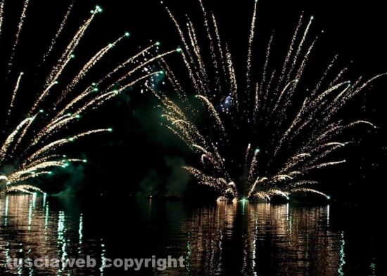 Bolsena - Fuochi d'artificio per la festa di sant'Antonio