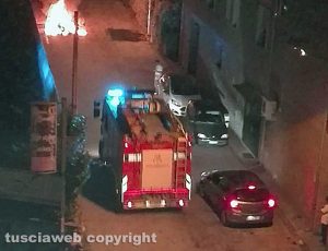 Corchiano - Auto in fiamme in via Marconi